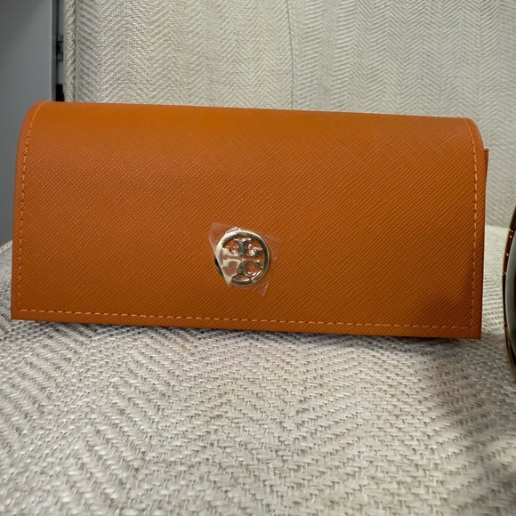 Tory Burch Tortoise and Gold Sunglasses - Picture 9 of 9